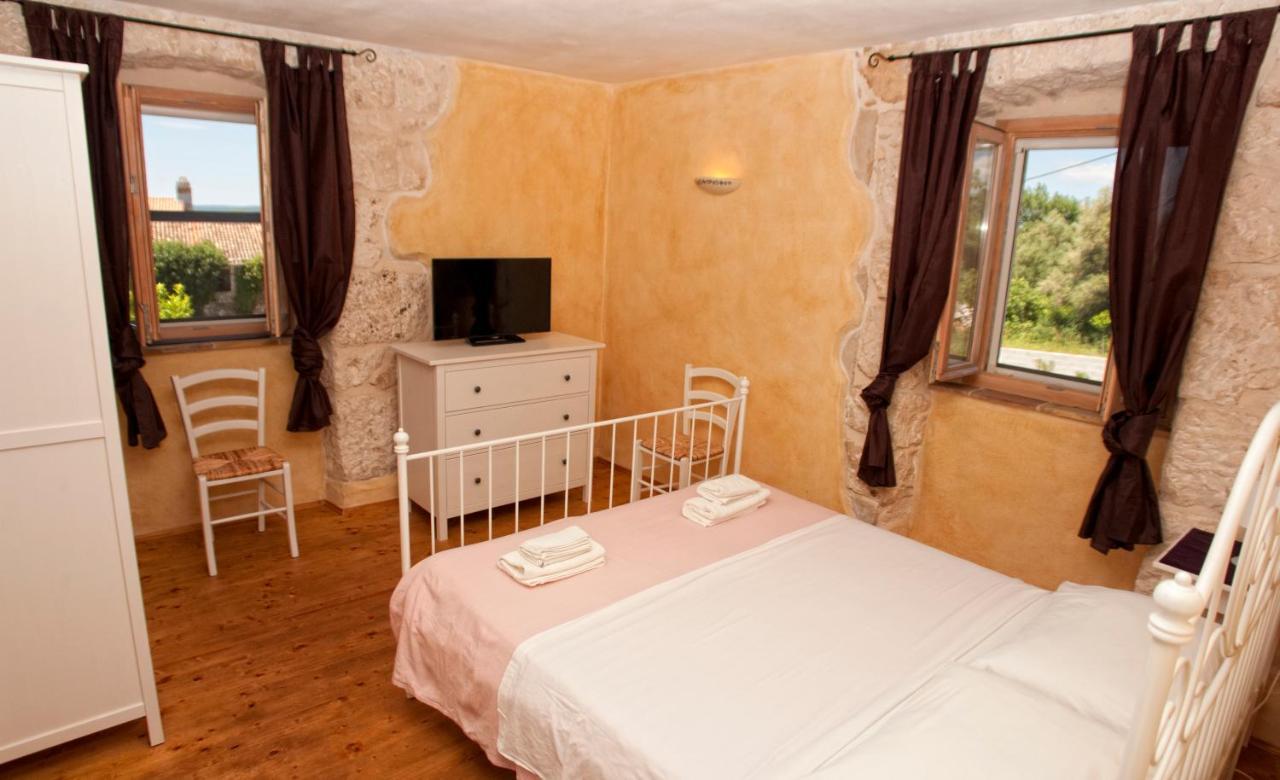 Villa Lauriana Diminići Zewnętrze zdjęcie