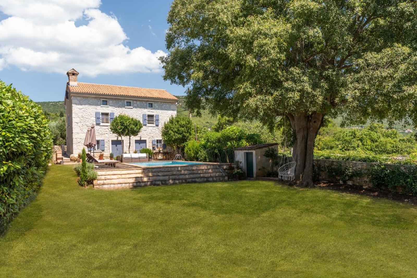 Villa Lauriana Diminići Zewnętrze zdjęcie